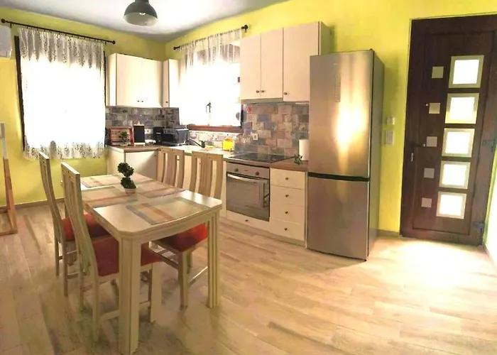 River House Apartment